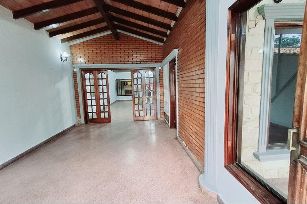 ALQUILO AMPLIA CASA EN SAN LORENZO/ZONA CENTRO – 2