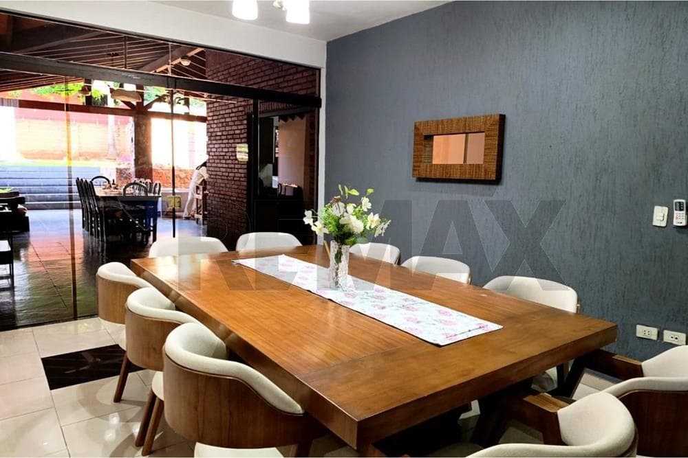 RESIDENTE EN VENTA EN SAN VICENTE – 3