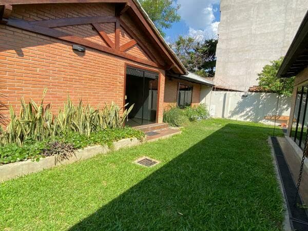 EN VENTA HERMOSA CASA TOTALMENTE AMOBLADA EN LAMBARE ZONA YACHT – 2