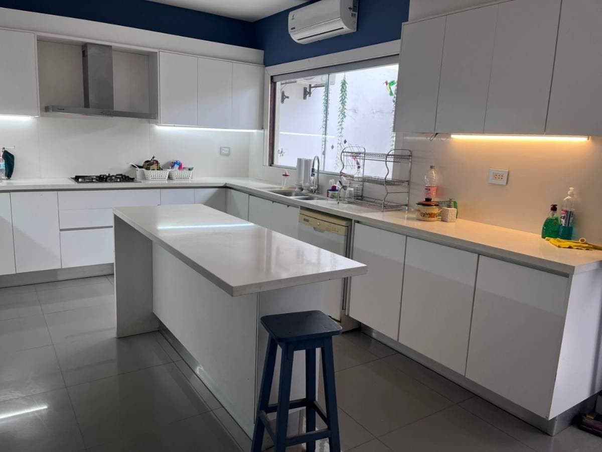 CASA EN ALQUILER EN ZONA CIT – 3
