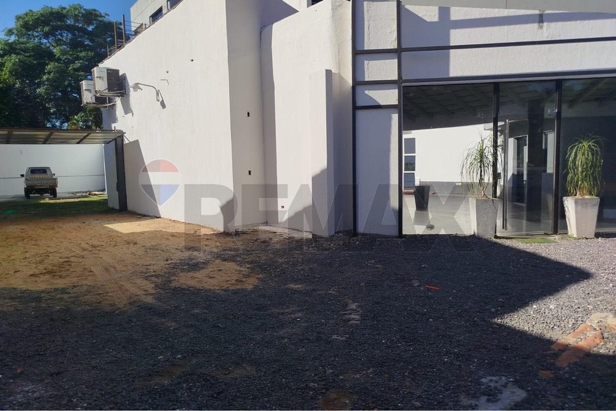 ALQUILO AMPLIA OFICINA EN PLENO EJE CORPORATIVO!!! – 3