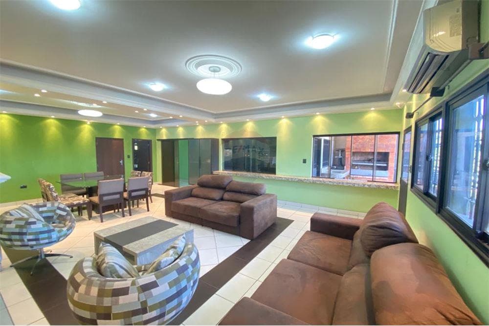 VENDO EDIFICIO EN ASUNCION BARRIO OBRERO