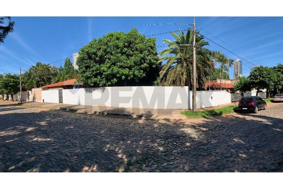 VENDO CASA EN BARRIO SAN JORGE 584mt2