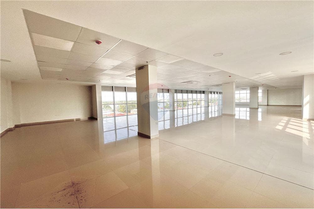 Alquiler Oficina Corporativa en Edificio Alta Vista Fernando de la Mora – 2