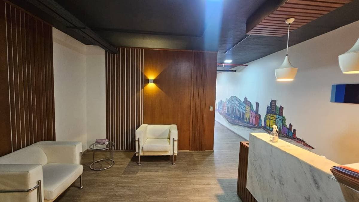 ALQUILO OFICINA CORPORATIVA EN VILLA MORRA – 3