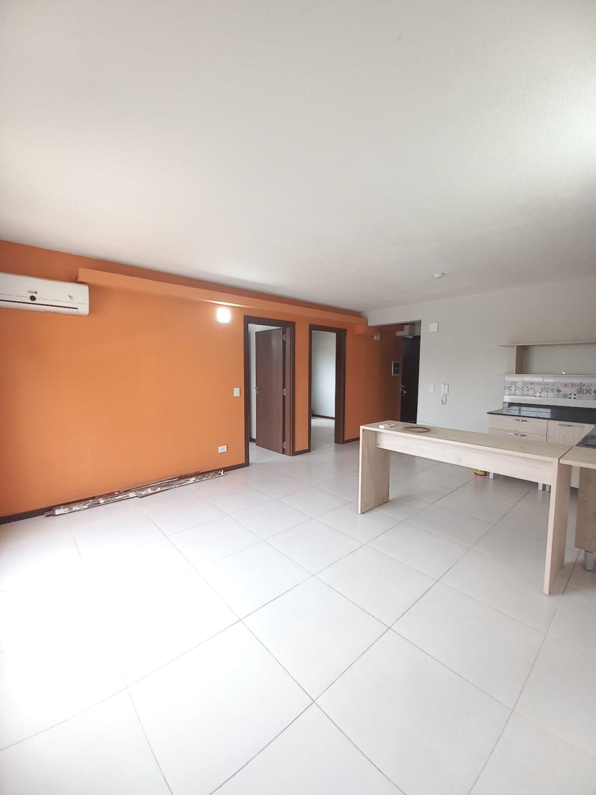 ALQUILO DEPARTAMENTO EN LUQUE- CONDOMINIO – 3