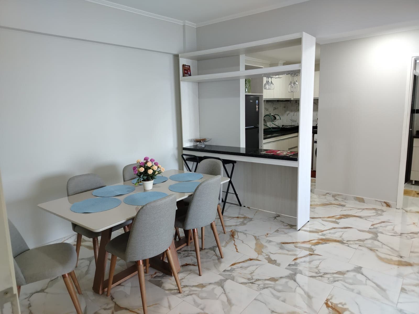 ALQUILO DEPARTAMENTO AMOBLADO – 2