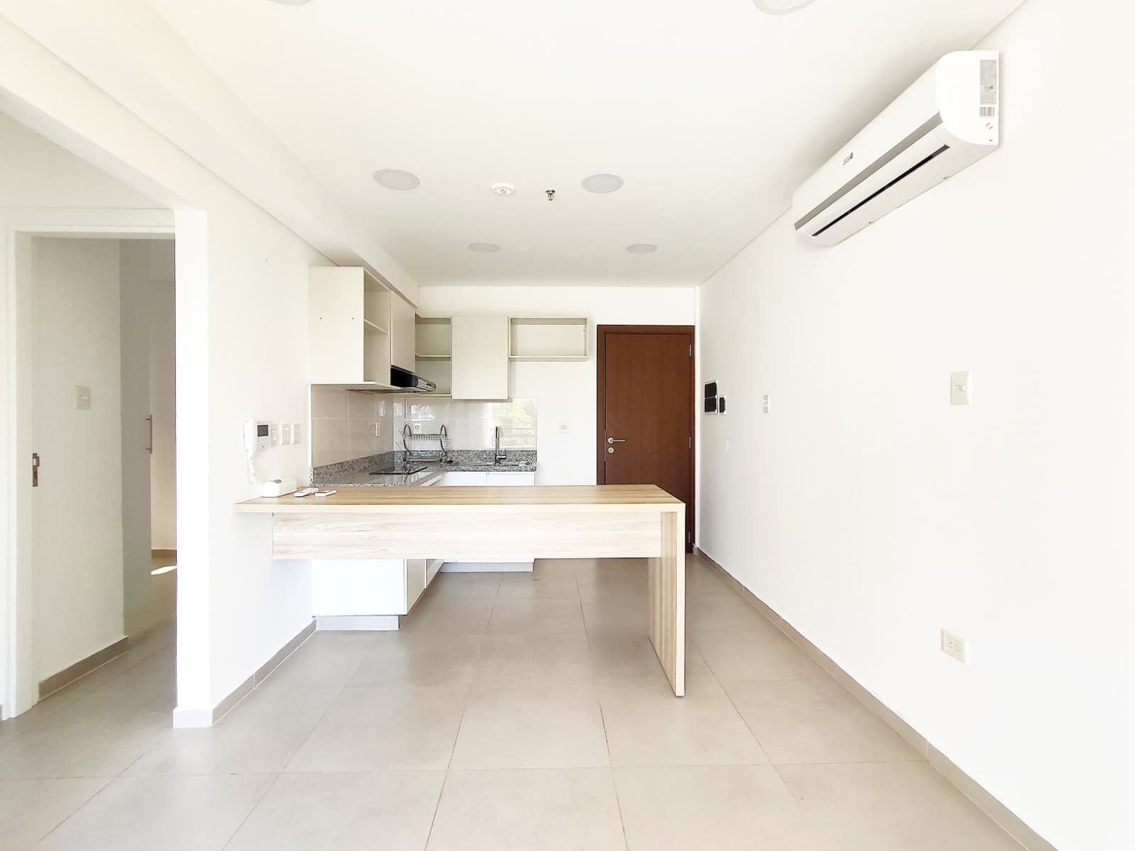 DEPARTAMENTO EN ALQUILER FERNANDO DE LA MORA – 3