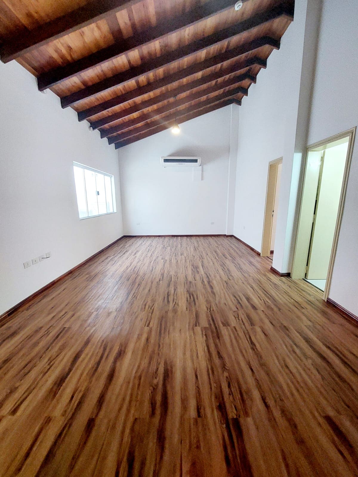 Alquilo amplio departamento de 1 dormitorio en Barrio Recoleta