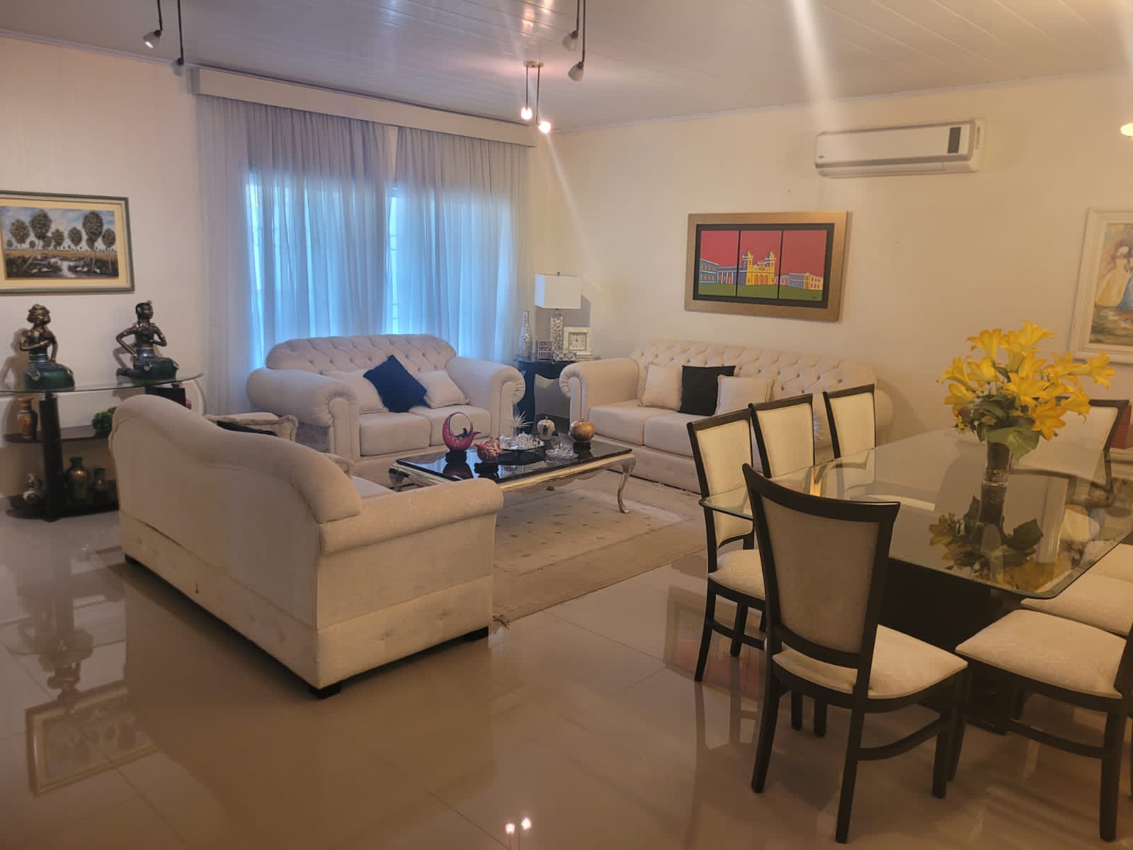 EN VENTA AMPLIA CASA EN TRINIDAD, A UNA CUADRA DE SACRAMENTO – 2
