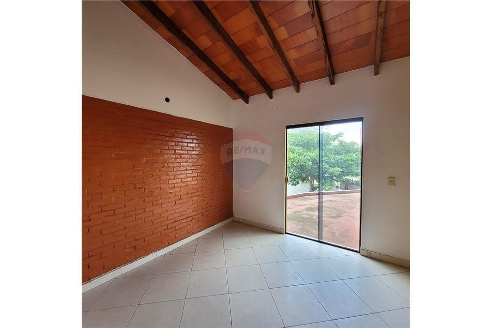 En venta en Villa Elisa – 3
