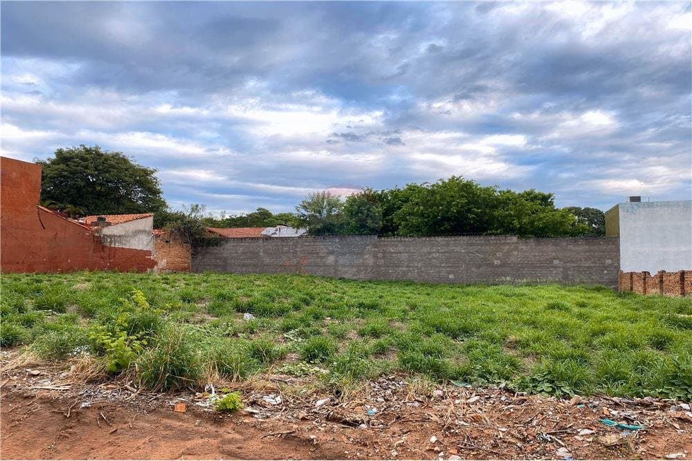 VENDO TERRENO EN ASUNCION - REPUBLICANO ZONA UCA – 3