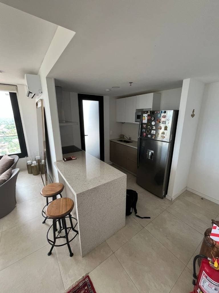 ALQUILO DEPARTAMENTO EN MBURUCUYA – 2