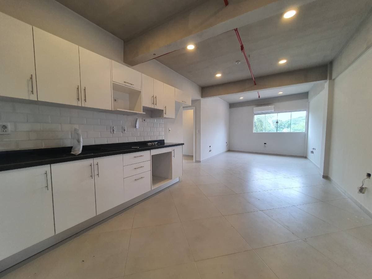 ALQUILO DEPTO. DE 2 DORM. - ZONA CENTRICA DE LUQUE
