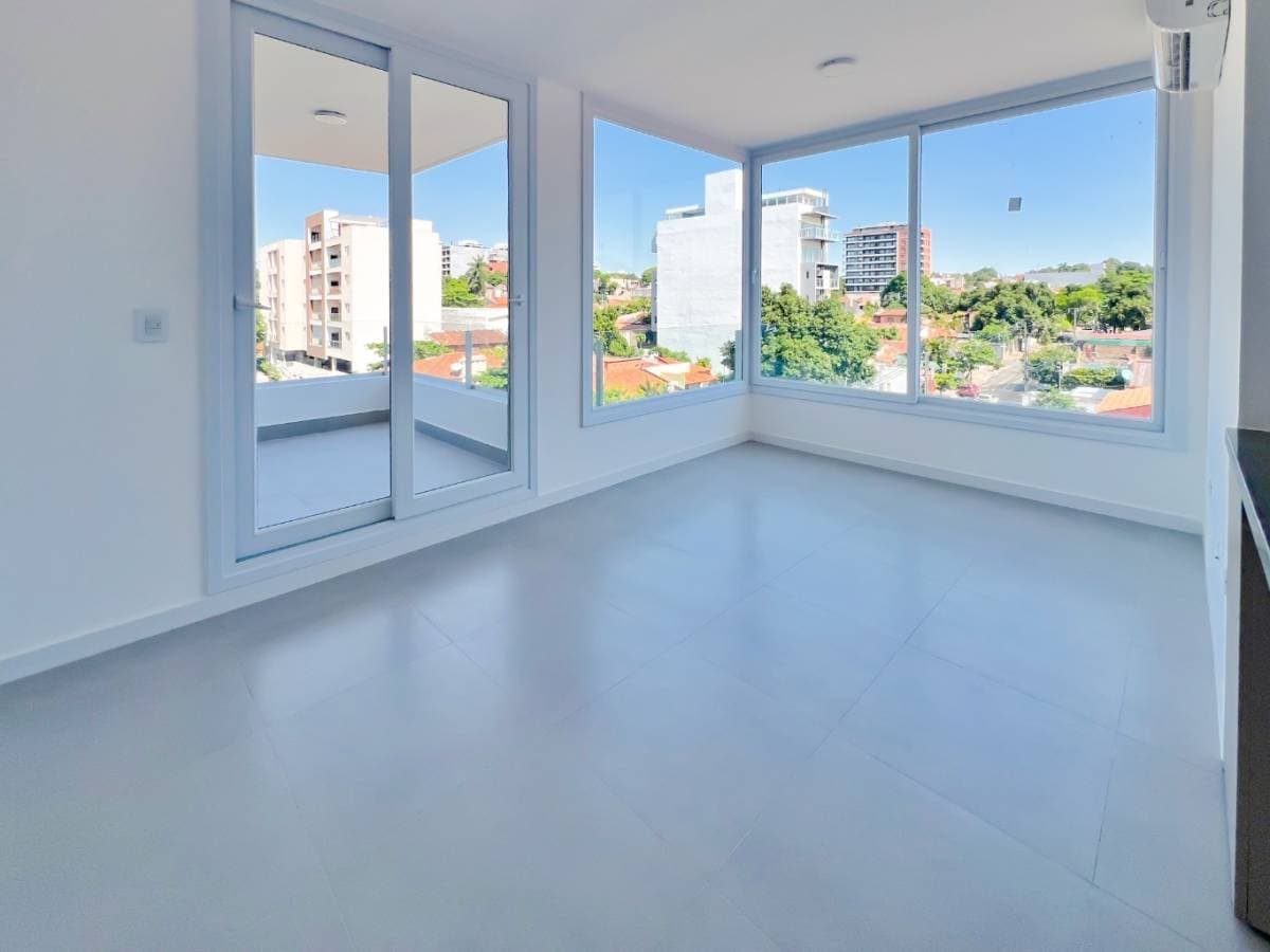 ¡VENDO DEPARTAMENTO DE DOS DORMITORIOS CON UNA COCHERA EN BARRIO JARA! – 2