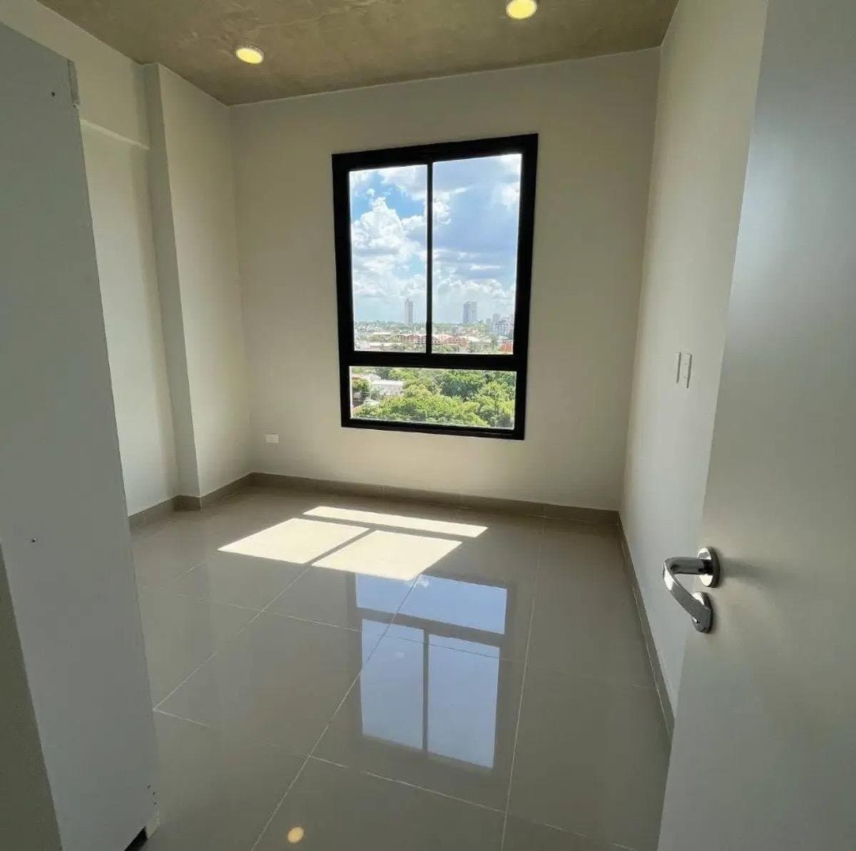 VENDO DEPARTAMENTO CON RENTA ACTIVA. ZUBA IV – 2