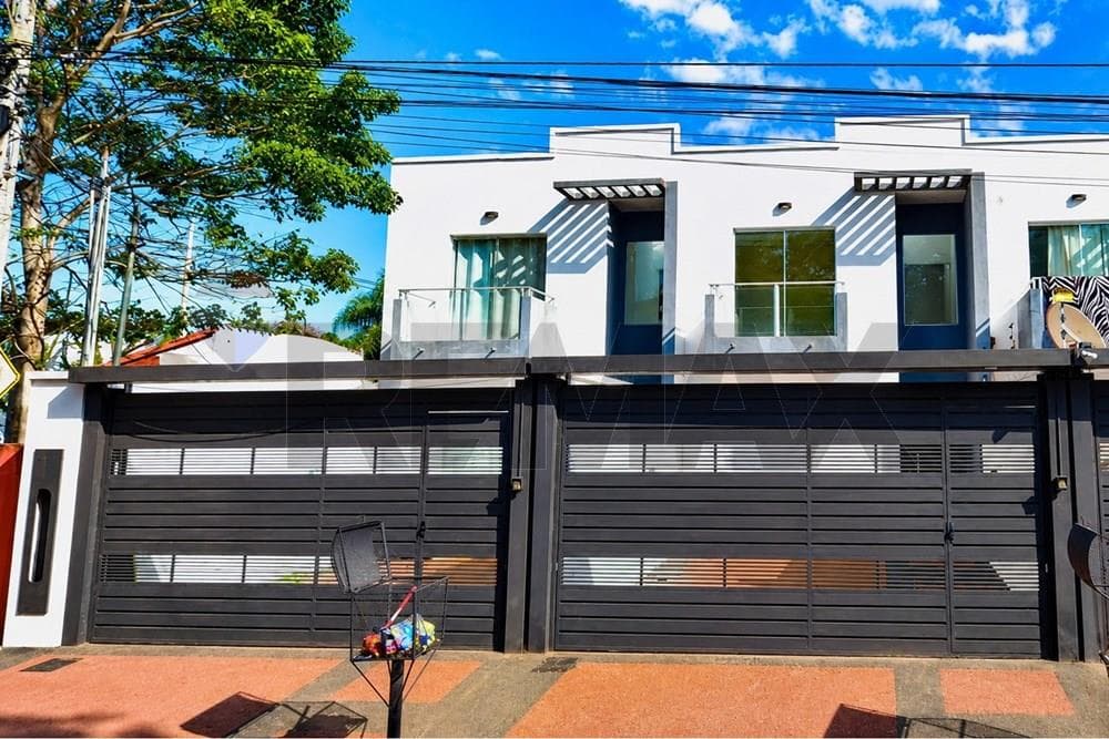 VENDO DUPLEX EN SAN LORENZO Bº SAN MIGUEL