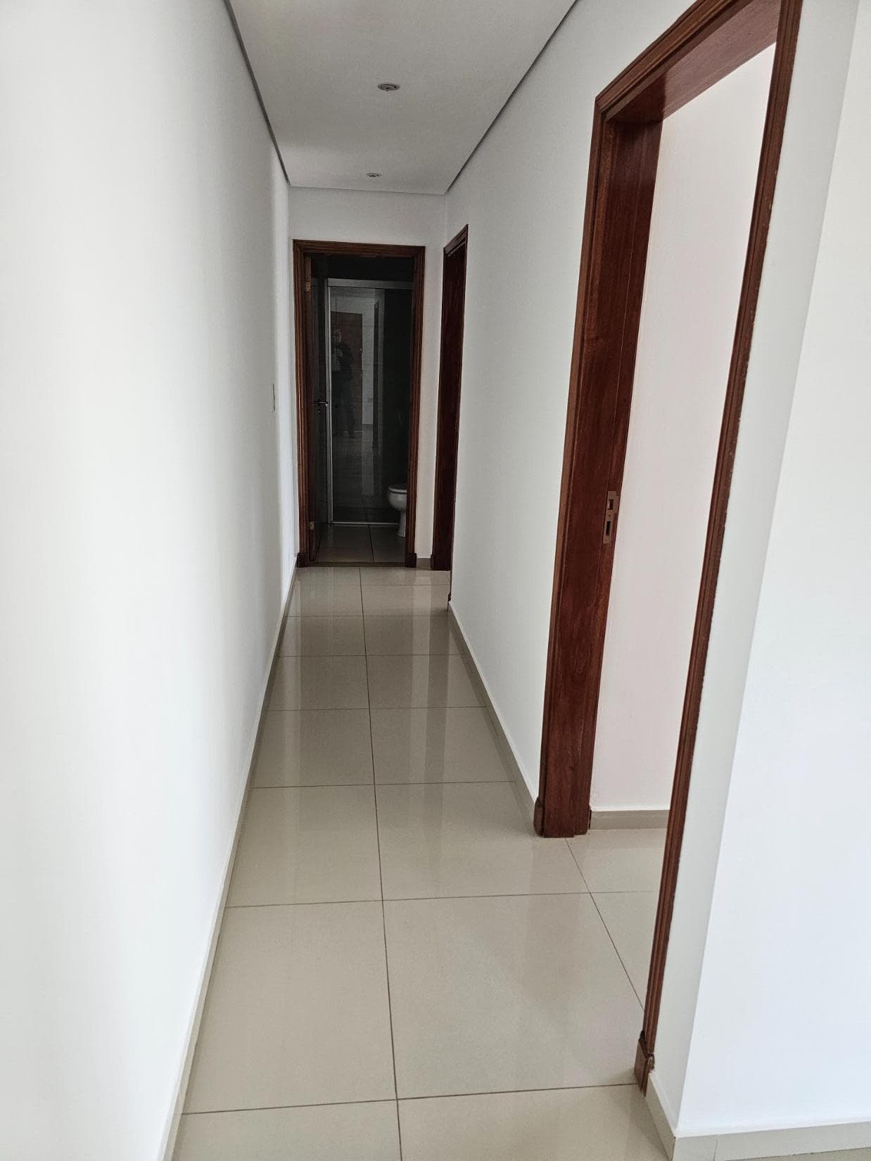 Vendo Moderno Departamento De Dos Dormitorios En Barrio Jara – 3