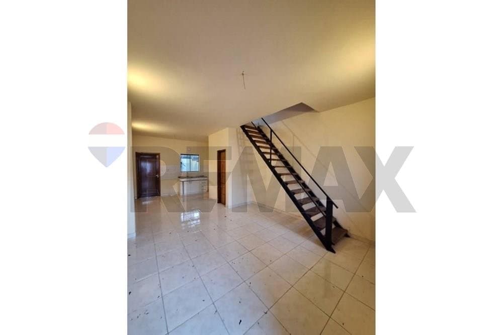 Duplex en venta en Luque – 3