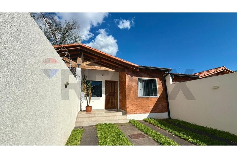 Casa en venta de 3 dormitorios en Villa Elisa – 2