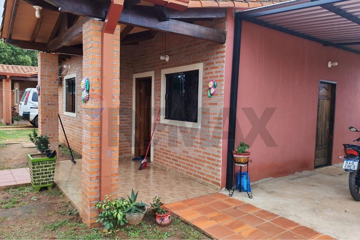 Vendo hermoso chalet en esquina en Villeta – 3
