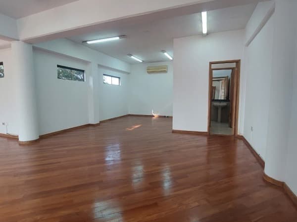 OFICINA COMERCIAL SOBRE BOGGIANI – 3