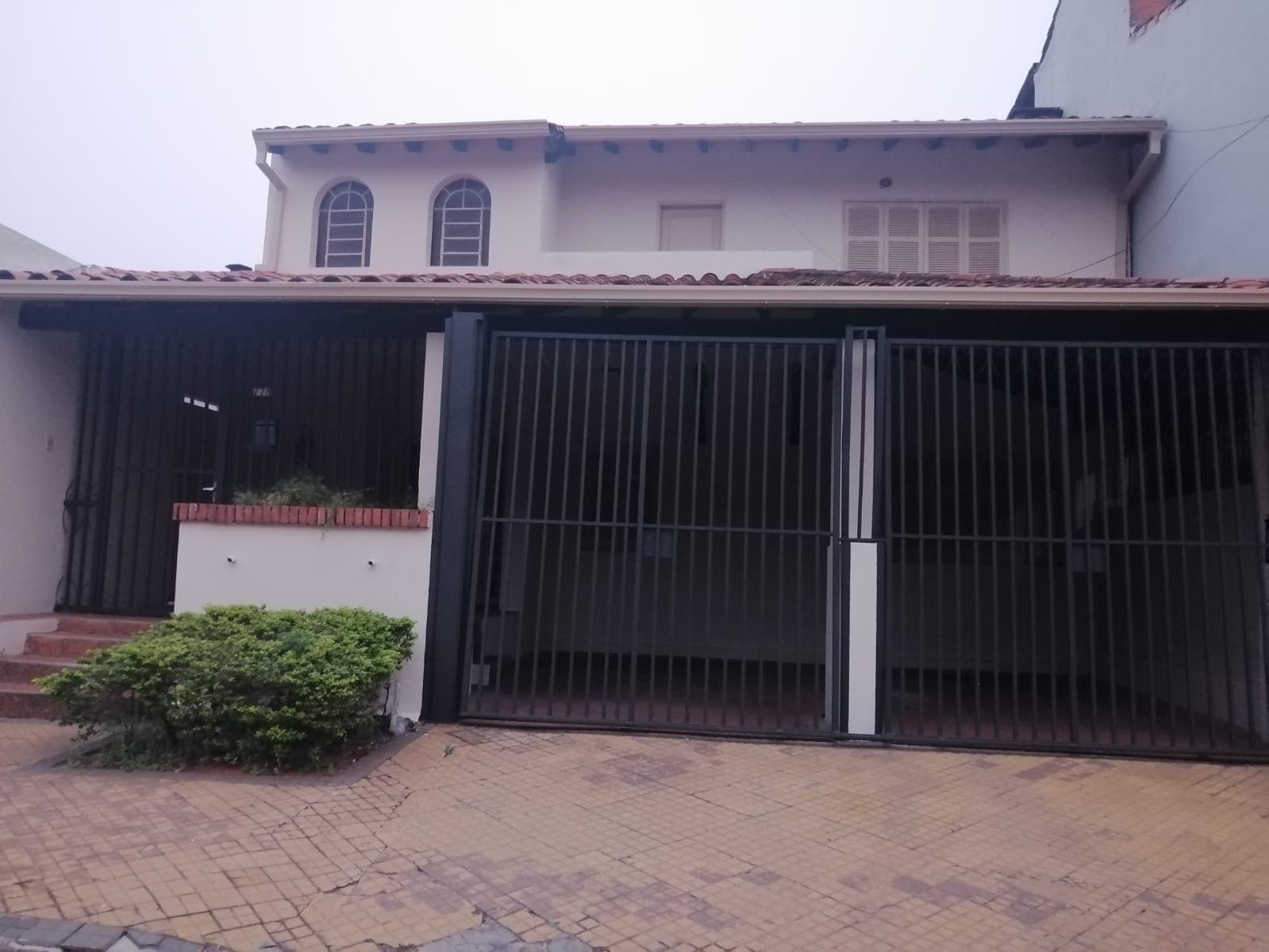 ALQUILO CASA EN EL BARRIO SEMINARIO