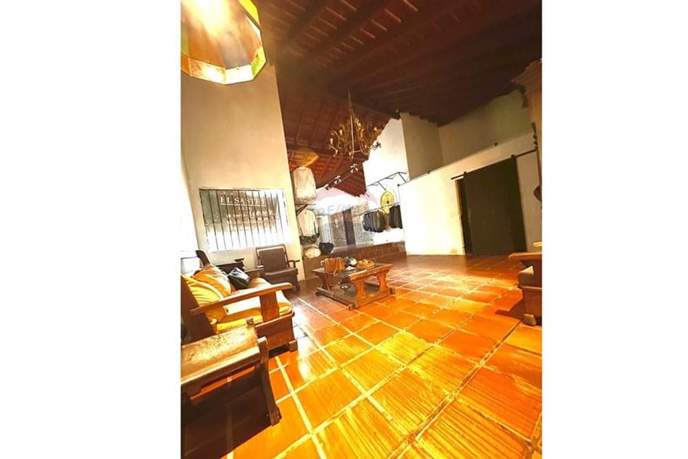 VENDO TERRENO EN BARRIO HERRERA 500 M2 – 2