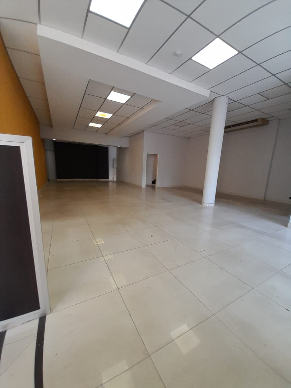 VENDO SALON COMERCIAL EN ASUNCION BARRIO VILLA MORRA. COD. 059 – 3