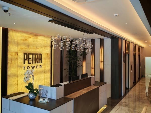 DEPARTAMENTO EN VENTA DE 2 HABITACIONES EN PETRA TOWER – 2