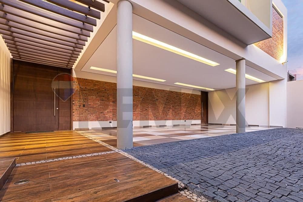 EN VENTA RESIDENCIA PREMIUM EN ASUNCION ZONA CENTRO-BARRIO OBRERO – 3