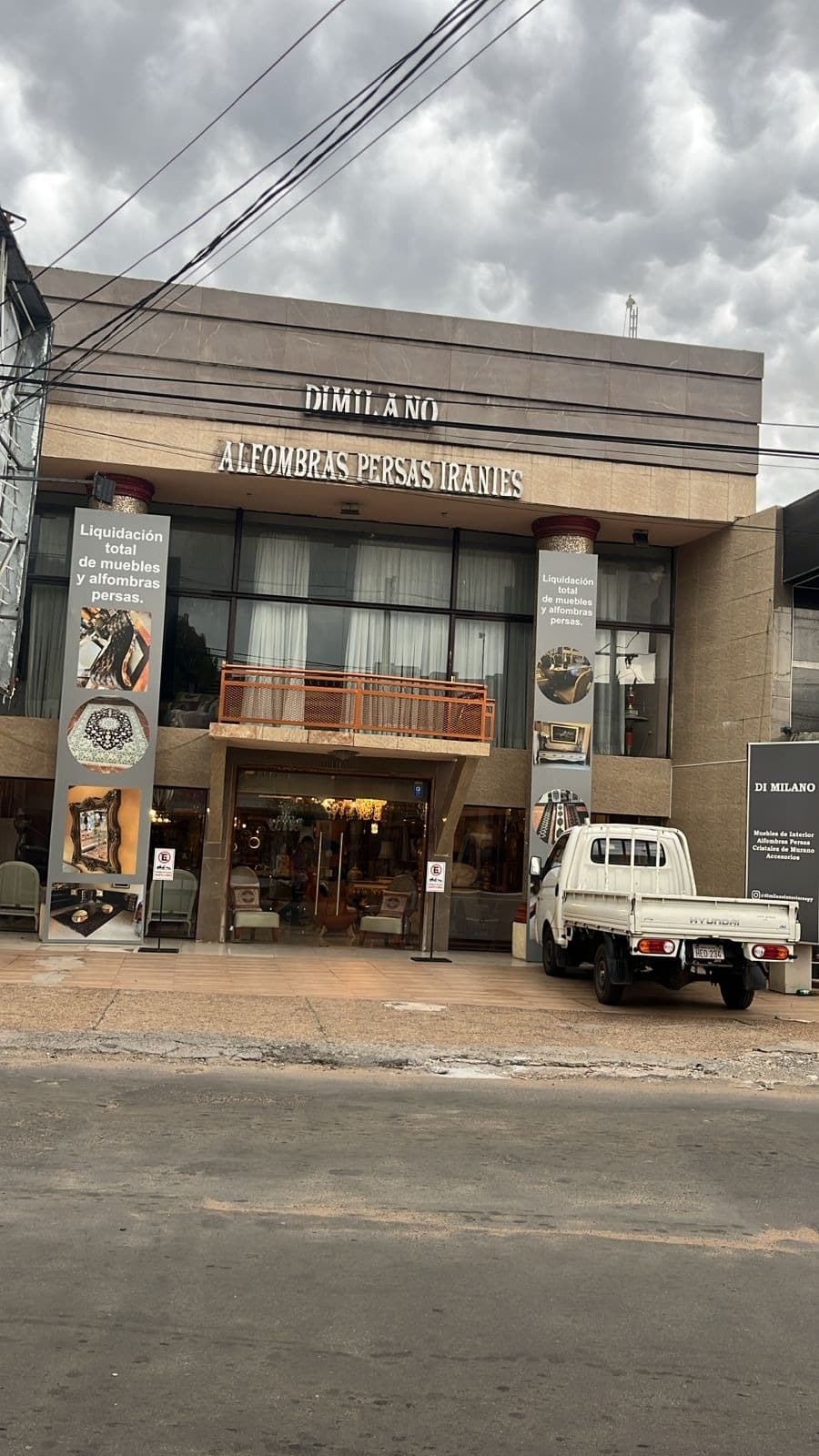 Local Comercial En Paseo Carmelitas
