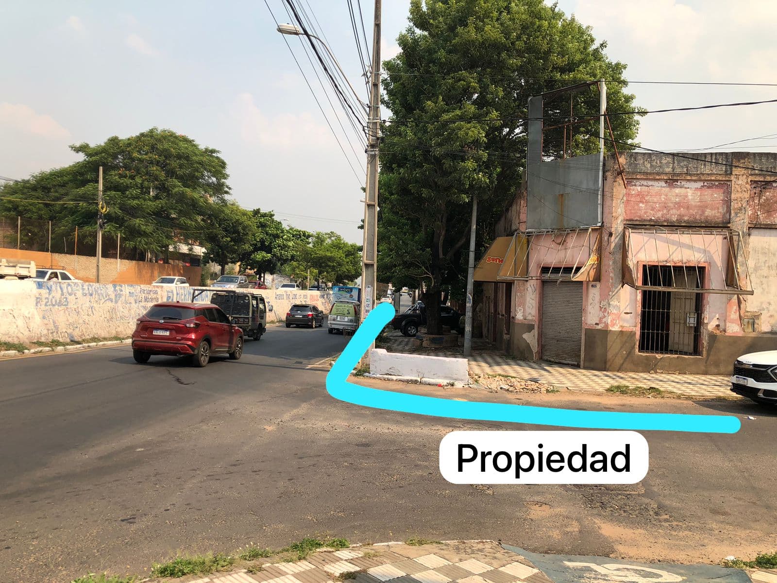 VENDO PROPIEDAD EN ESQUINA SOBRE FELIX BOGADO – 2