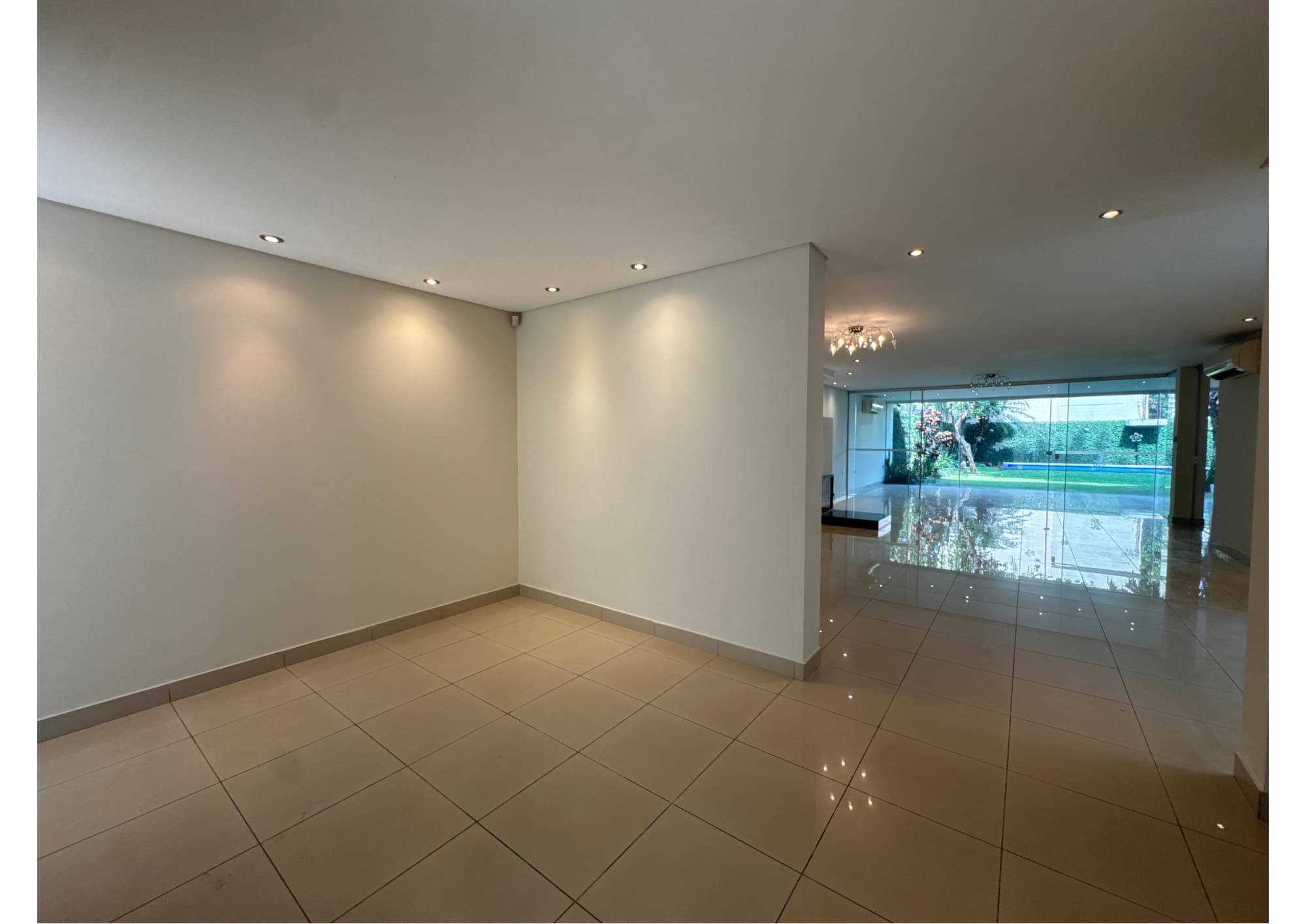 Casa en alquiler detrás del Shopping del Sol – 3