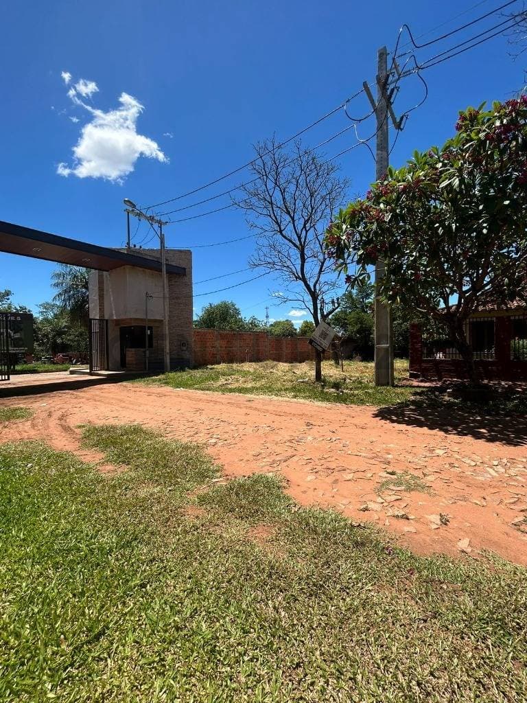 TERRENO EN VENTA EN BARRIO SAN MIGUEL - SAN LORENZO – 2