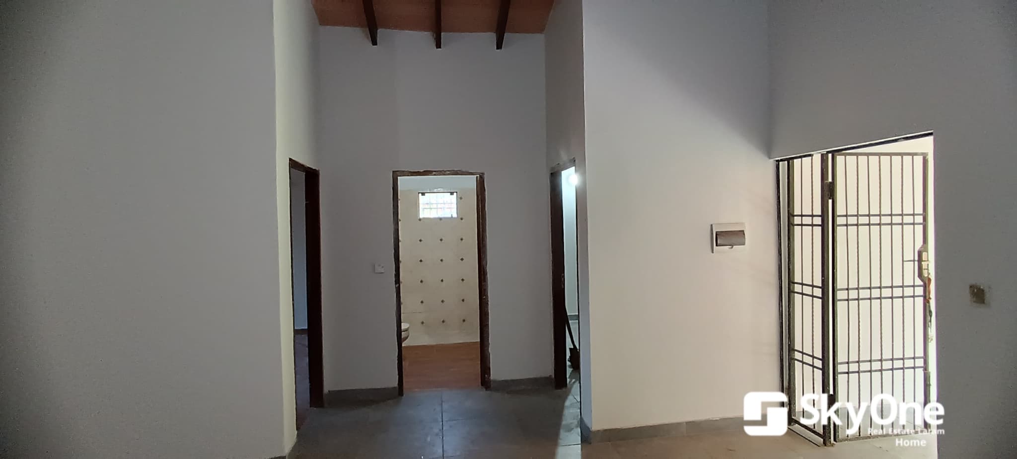 En venta hermosa casa de 3 habitaciones en Luque – 3