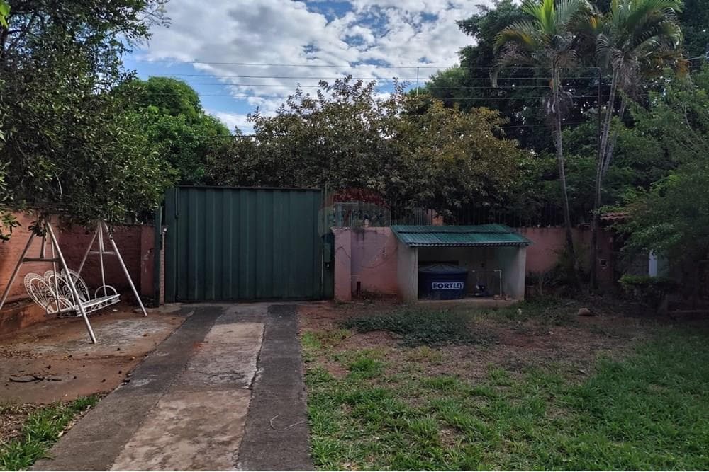 Negocio y vivienda en Fdo de la Mora Zona Sur – 2
