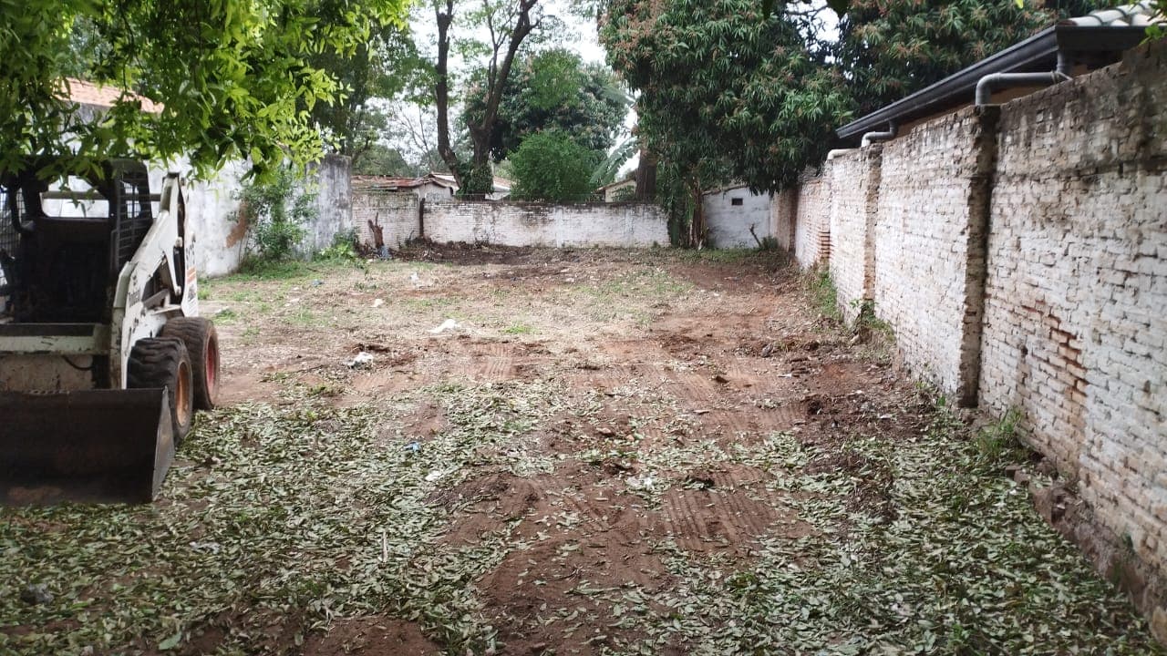 VENDO HERMOSO TERRENO EN EL CENTRO DE LUQUE