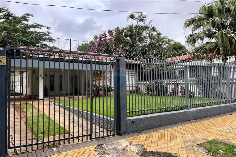 Casa - Alquiler - Paraguay Asunción Las Mercedes