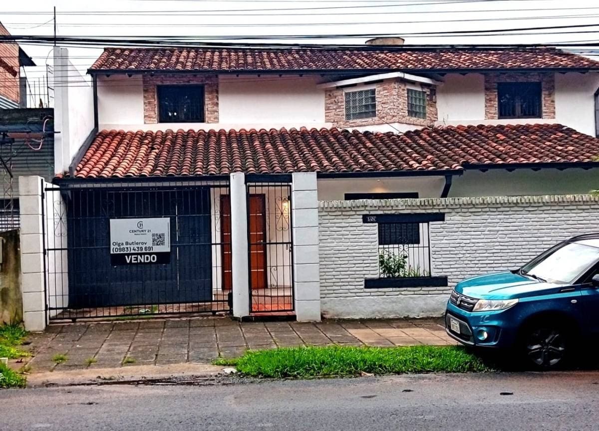 ALQUILO PARA OFICINA O COMERCIO FNDO SUR -SOBRE ZAVALA CUE