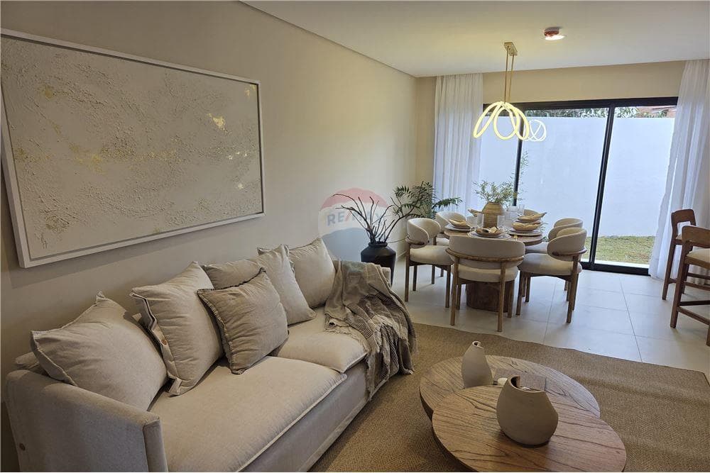 Casa 3 Dorm. + Oficina Harbor Yacht Lambaré 127 m² Condominio Cerrado
