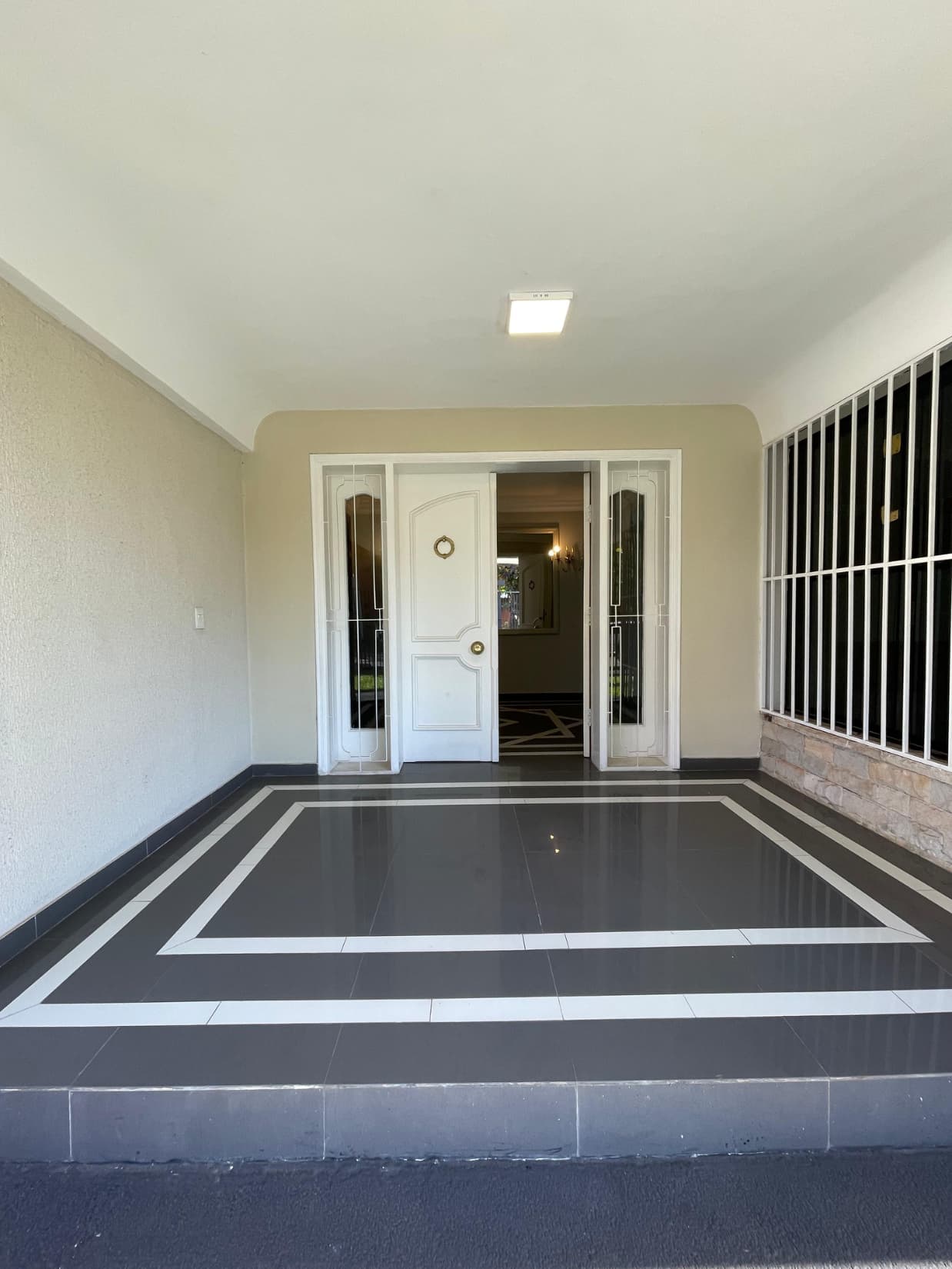 Barrio Recoleta En Alquiler Amplia Residencia – 3