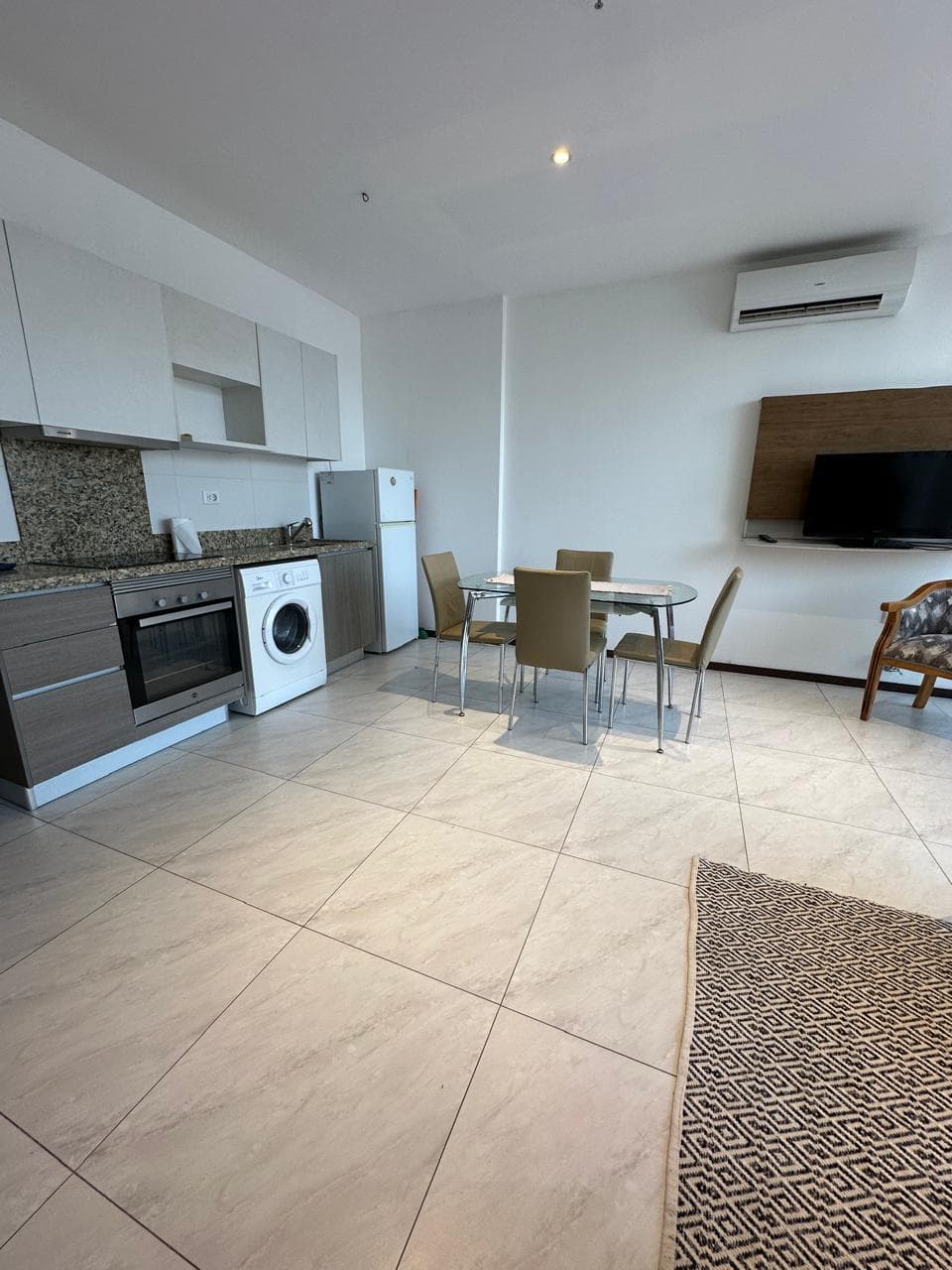 Vendo O Alquilo Departamento Amoblado Z/los Laureles!! – 2