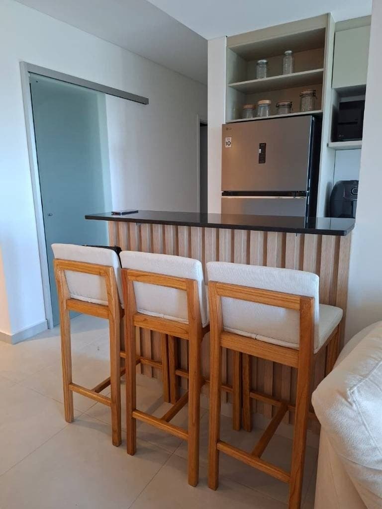 ALQUILER – DEPARTAMENTO COMPLETAMENTE AMOBLADO Edificio Fortaleza Molas López – 3