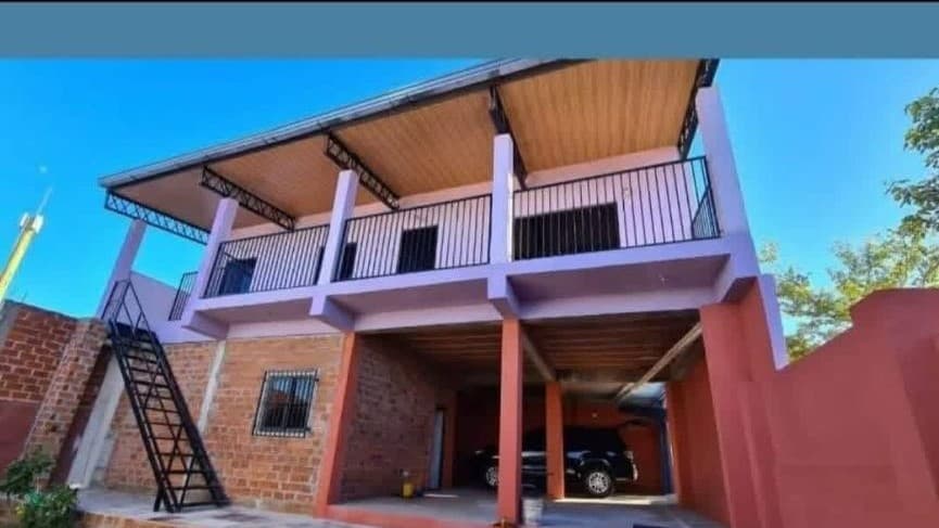 Hermosa Casa En Venta – Encarnación | Barrio San Isidro A Pasos De La Playa – 2