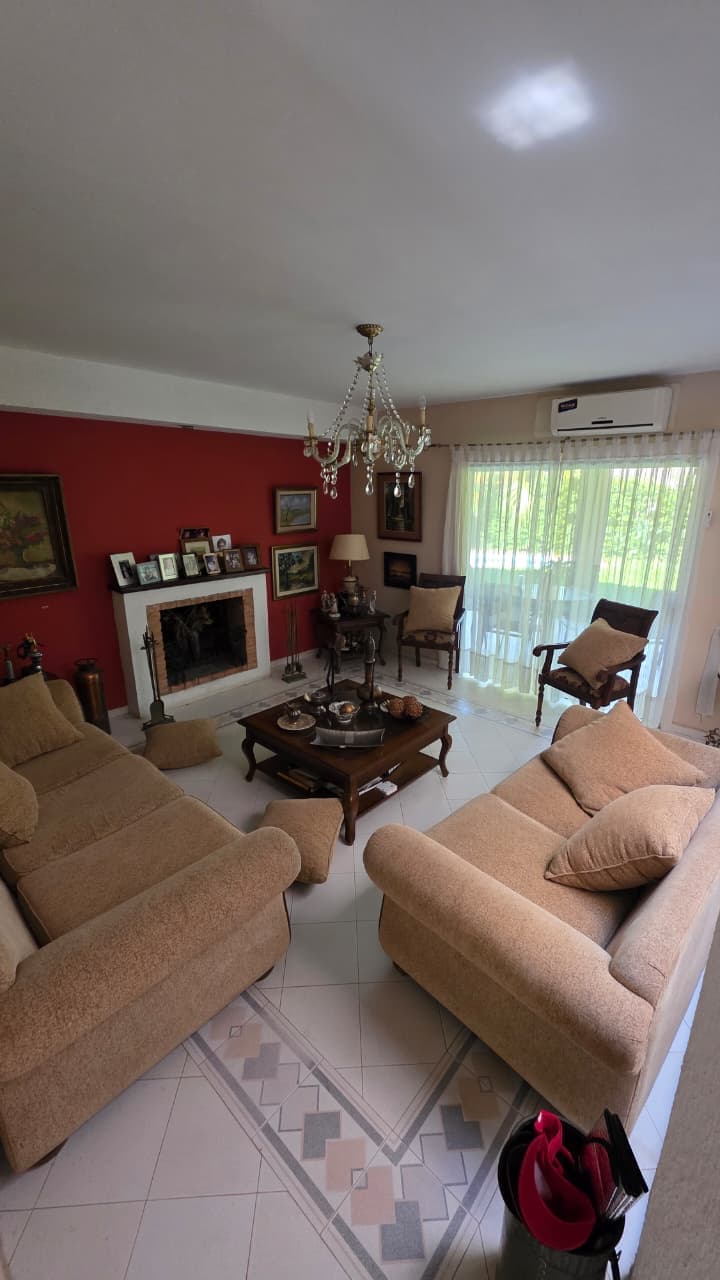 VENDO HERMOSA CASA RESIDENCIAL EN LOS LAURELES – 3