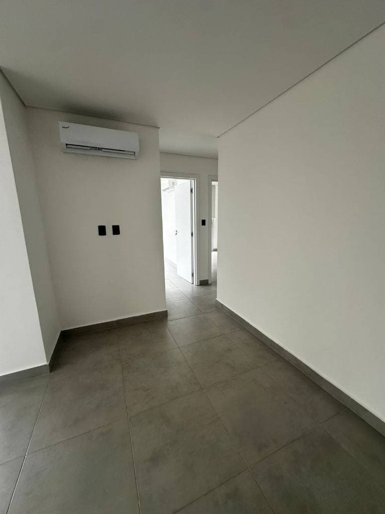 En Alquiler Departamento a estrenar en Ycua sati - Zona paseo la galeria – 3