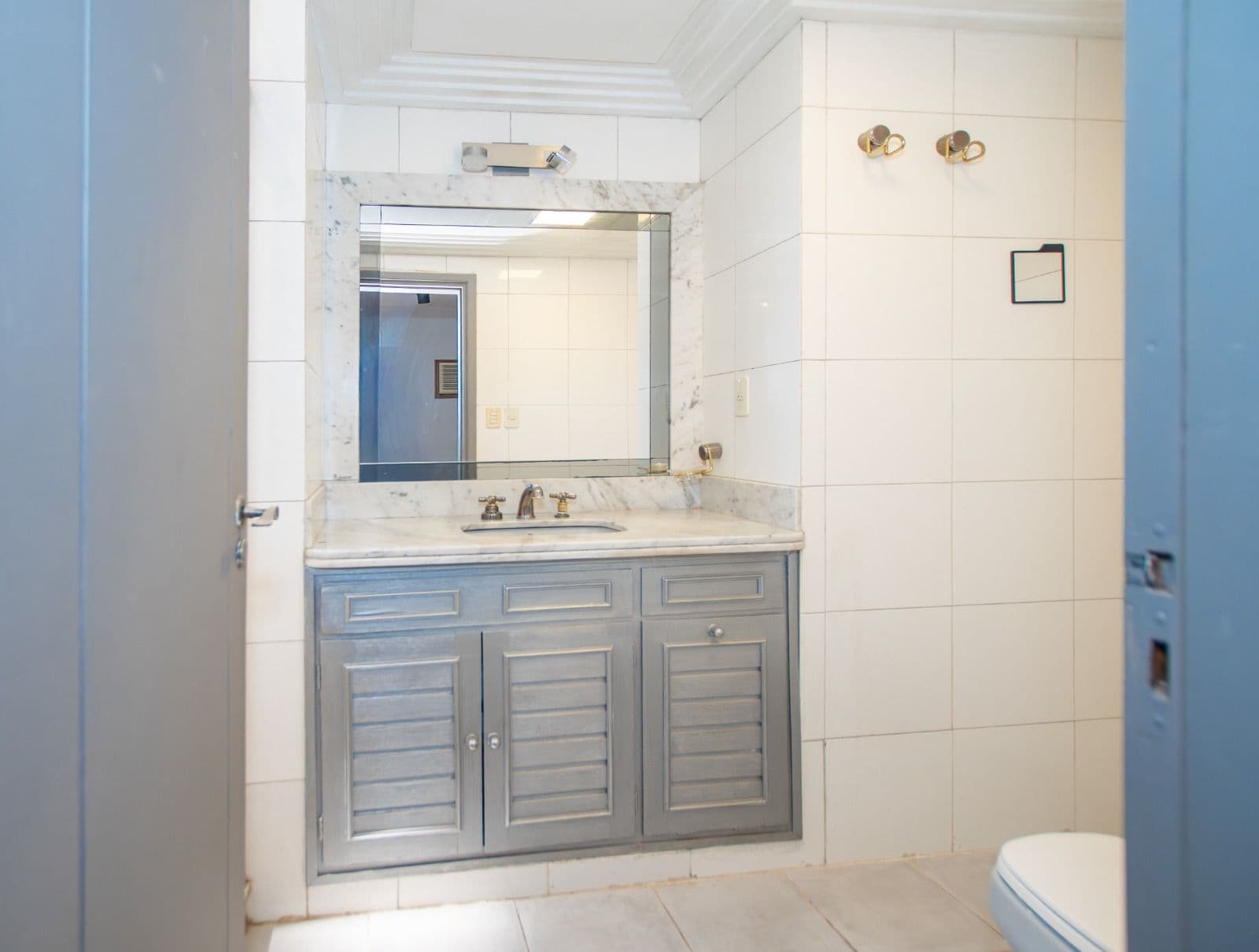 En oferta departamento de 3 dormitorios en Barrio Manora – 3