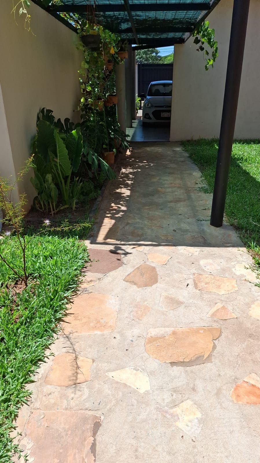 CASA EN VENTA DE 5 HABITACIONES EN MBURUCUYÁ – 3