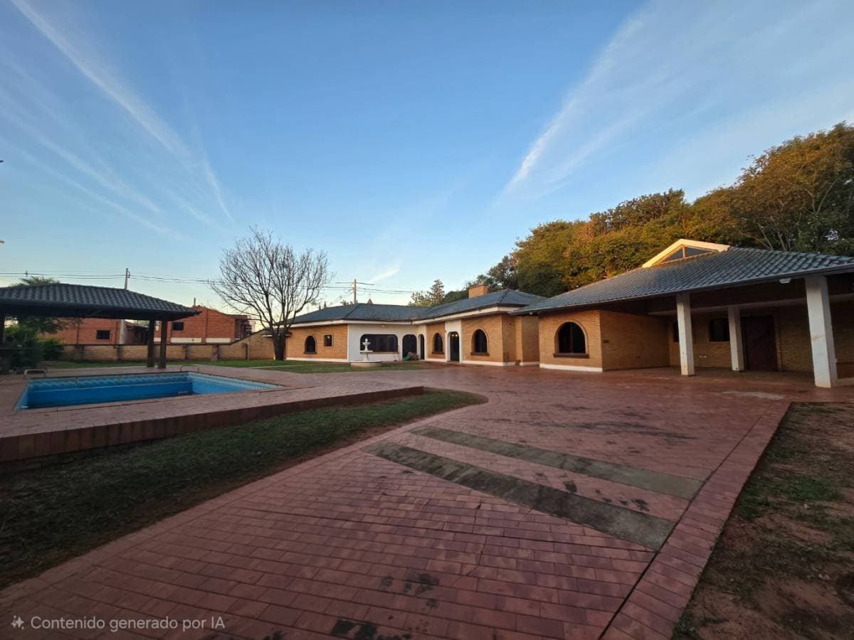 CASA PREMIUM EN ESQUINA 1.213 m2 a minutos del Shopping Pinedo – 3